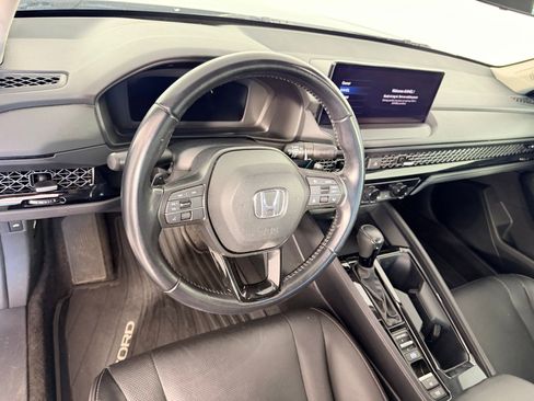 Used 2023 Honda Accord EX-L image 4
