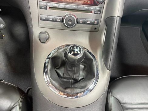 Used 2006 Pontiac Solstice Convertible w/ Premium Package image 37