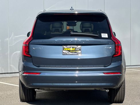 New 2026 Volvo XC90 T8 Ultra w/ Protection Package Premier image 4