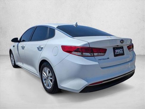 Used 2018 Kia Optima LX FWD image 8