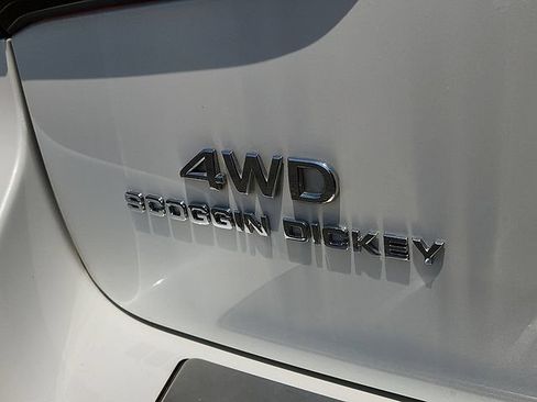 Used 2023 INFINITI QX80 Sensory w/ Cargo Package AWD/4WD image 9
