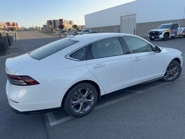 Used 2023 Honda Accord EX-L image 32