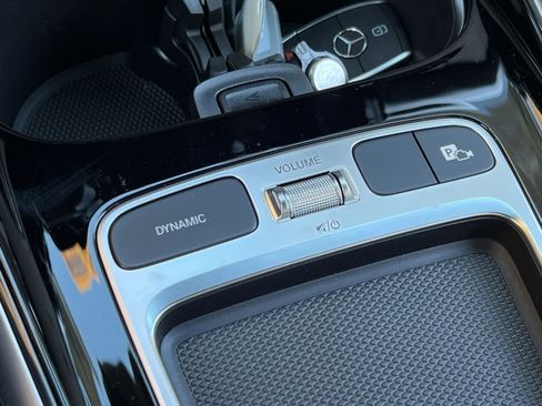 New 2026 Mercedes-Benz GLB 250 4MATIC image 32