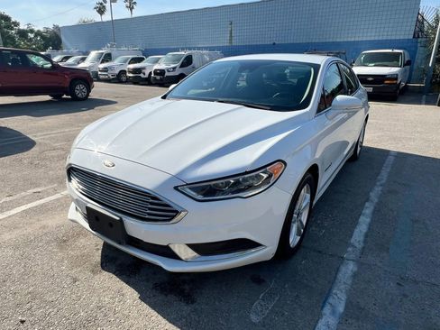 Used 2018 Ford Fusion SE w/ Equipment Group 602A FWD image 31