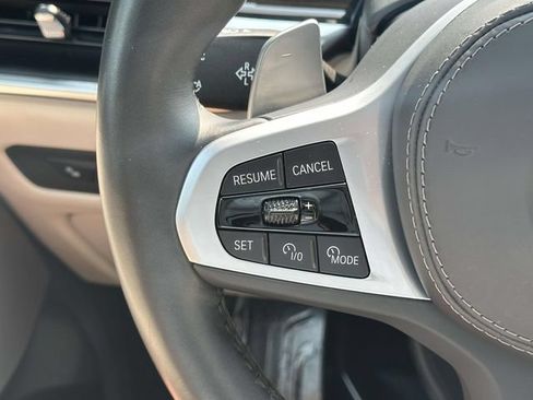 Used 2025 BMW X5 xDrive40i w/ M Sport Package AWD/4WD image 29