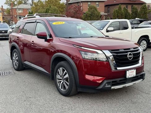 Used 2018 Toyota RAV4 XLE image 31