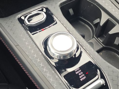 Used 2025 Jeep Wagoneer S Limited image 26