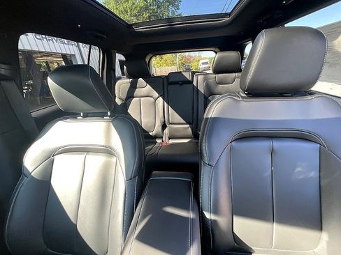 New 2025 Jeep Grand Cherokee Limited image 34