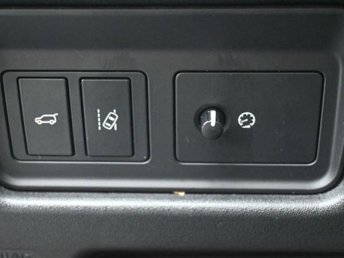 Used 2018 Land Rover Discovery Sport HSE image 20