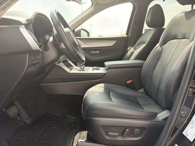 Used 2024 MAZDA CX-90 3.3 Turbo w/ Preferred Plus AWD/4WD image 14