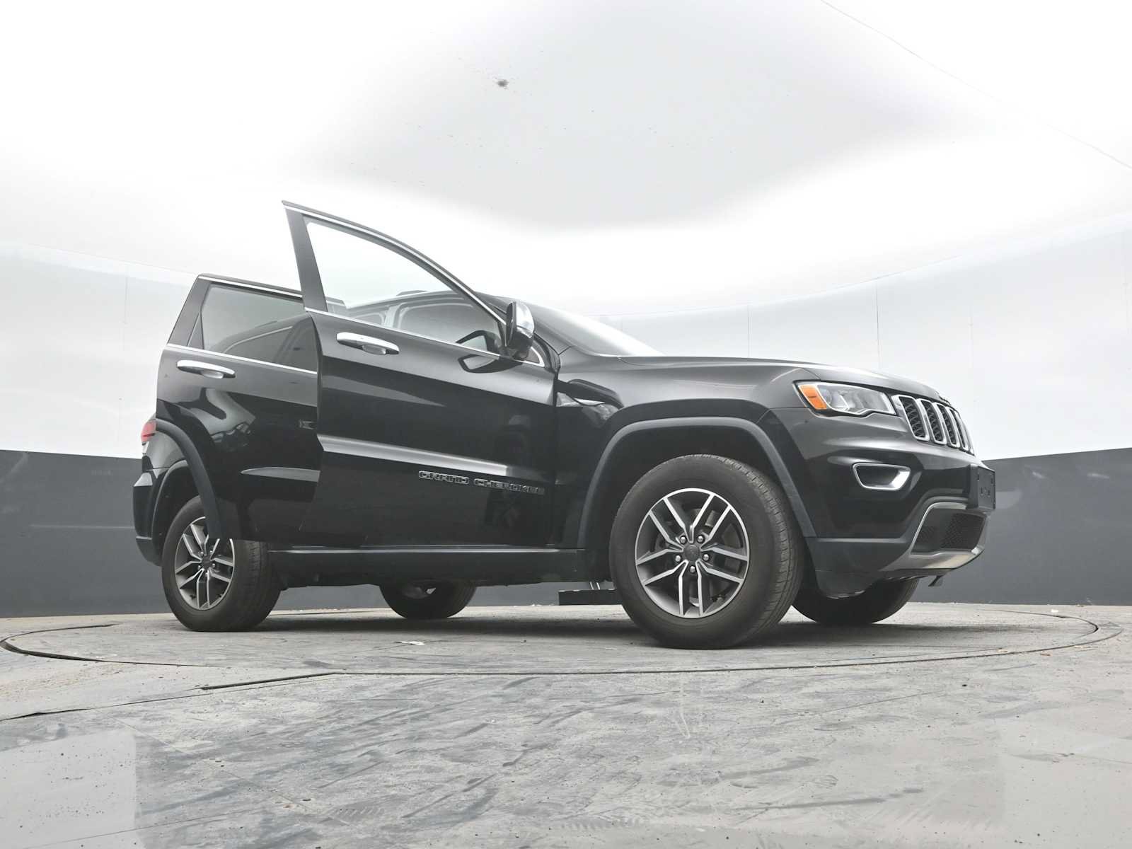 Used 2021 Jeep Grand Cherokee Limited w/ Trailer Tow Group IV AWD/4WD image 58