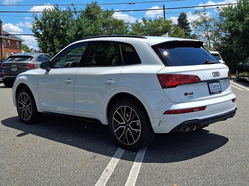 Certified 2024 Audi SQ5 Premium Plus AWD/4WD image 7
