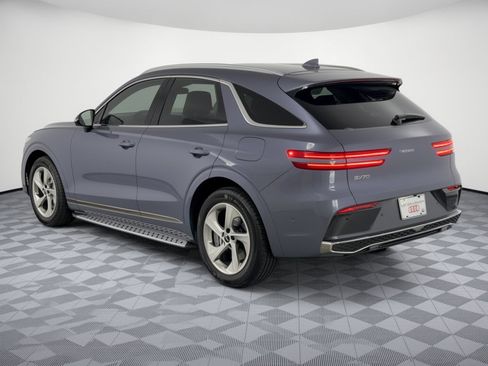 Used 2026 Genesis GV70 2.5T Advanced AWD/4WD image 3