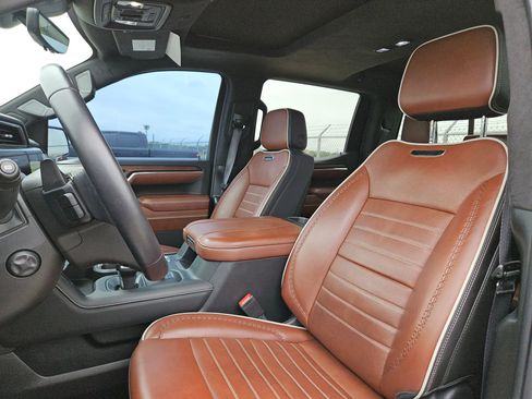 Used 2024 GMC Sierra 1500 Denali Ultimate AWD/4WD image 13