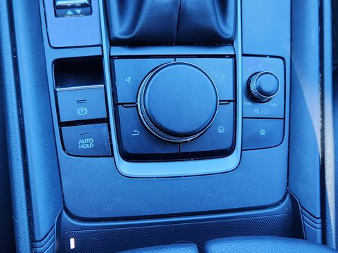 Used 2024 MAZDA CX-50 AWD 2.5 S w/ Premium Package image 31