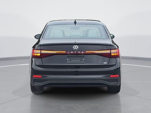 New 2026 Volkswagen Jetta SE image 4