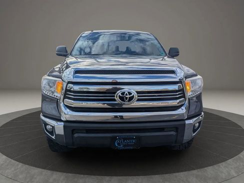 Used 2017 Toyota Tundra SR5 image 7