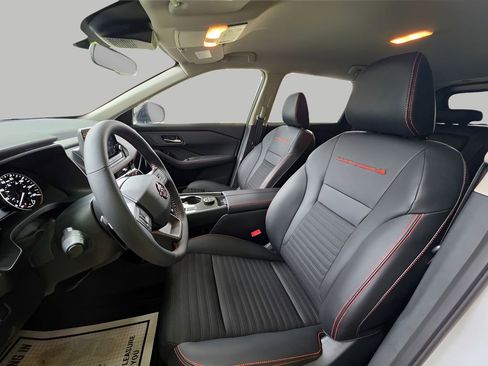 New 2026 Nissan Rogue SV AWD/4WD image 6