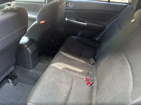 Used 2016 Subaru Crosstrek 2.0i Premium image 10