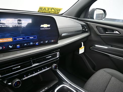 New 2026 Chevrolet Traverse LT w/ Driver Confidence Package image 16