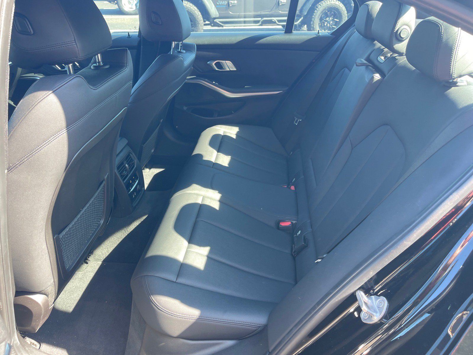 Used 2019 BMW 330i Sedan w/ Convenience Package RWD image 12