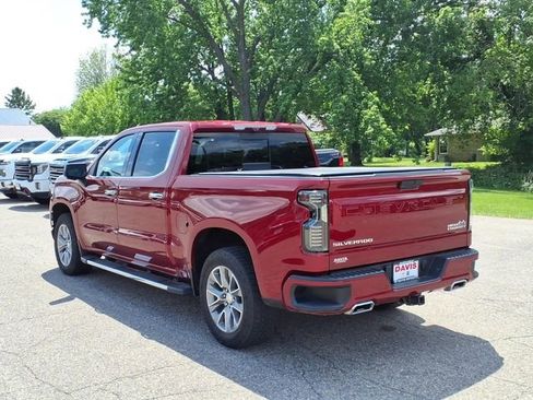 Used 2020 Chevrolet Silverado 1500 High Country w/ Technology Package AWD/4WD image 6