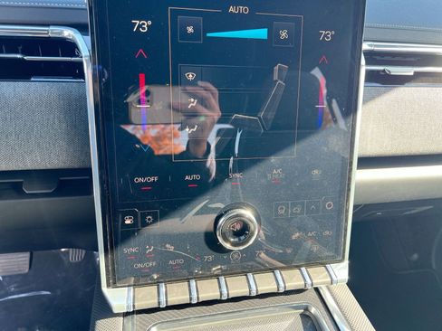 New 2026 GMC Sierra EV Elevation image 18