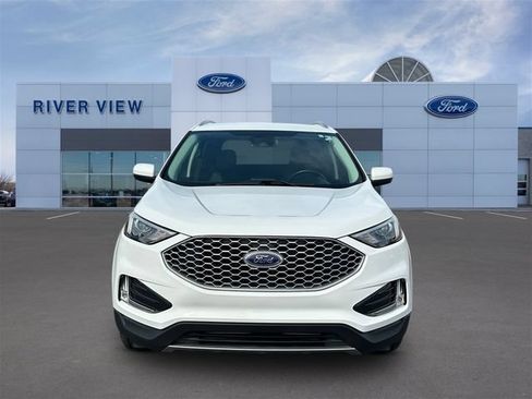 Used 2024 Ford Edge SEL w/ Convenience Package AWD/4WD image 2