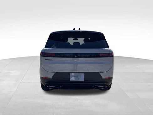 New 2026 Land Rover Range Rover Sport SE image 8