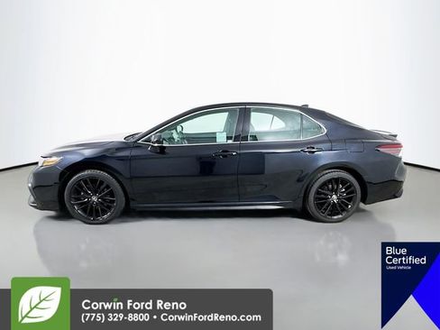 Used 2022 Toyota Camry XSE image 5