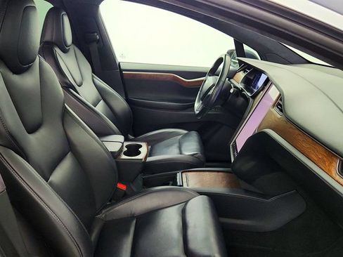 Used 2020 Tesla Model X Long Range AWD/4WD image 29