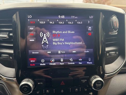 Used 2019 RAM 1500 Laramie image 24