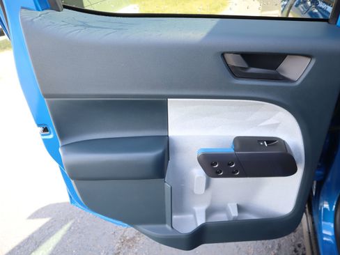 New 2026 Ford Maverick XLT image 15