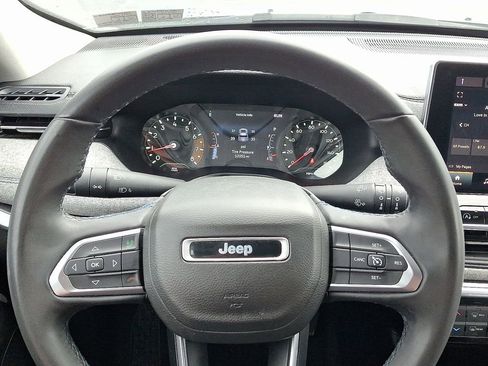 Used 2022 Jeep Compass Latitude AWD/4WD image 20