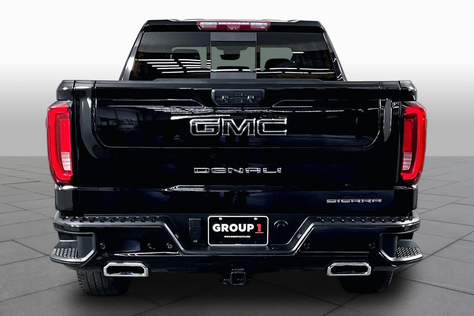 Used 2024 GMC Sierra 1500 Denali w/ Denali Reserve Package RWD image 5