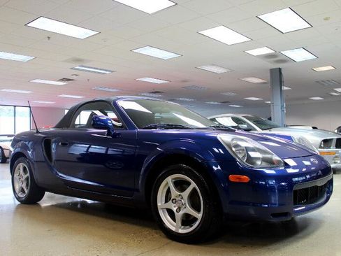 Used 2001 Toyota MR2 image 12