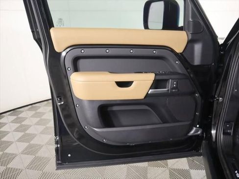 New 2025 Land Rover Defender 130 V8 AWD/4WD image 25