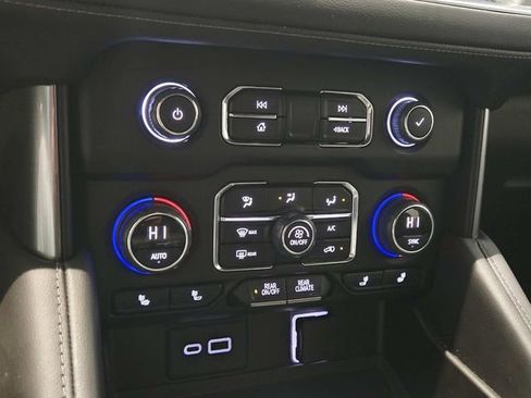 Used 2021 Chevrolet Tahoe LT image 24