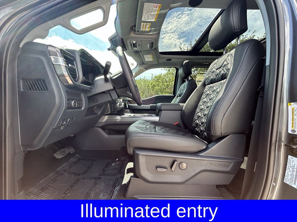 New 2026 Ford F250 Lariat w/ Black Appearance Package AWD/4WD image 10