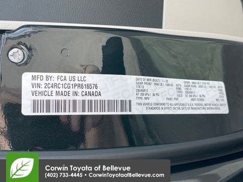 Used 2023 Chrysler Voyager LX image 23