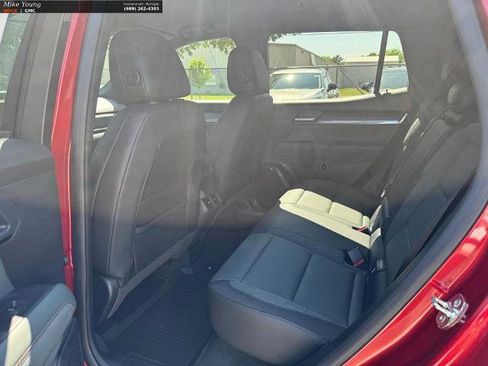 New 2026 GMC Terrain AT4 w/ Technology Package II AWD/4WD image 11