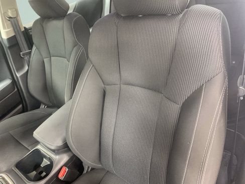 Used 2025 Subaru Legacy Premium AWD/4WD image 13