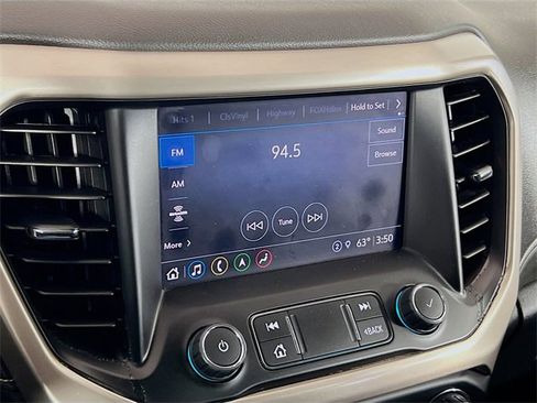 Used 2022 GMC Acadia Denali w/ Denali Ultimate Package image 15