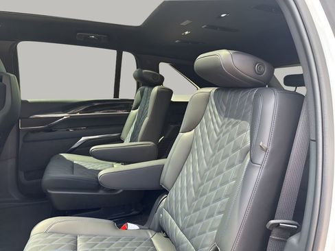 New 2025 Cadillac Escalade IQ Sport 1 image 18