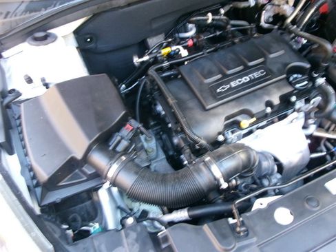 Used 2014 Chevrolet Cruze LT w/ Enhanced Safety Package image 43