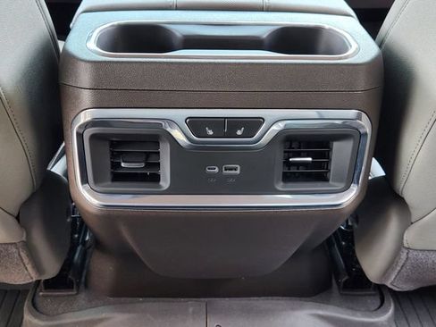 Used 2025 Chevrolet Silverado 1500 LTZ AWD/4WD image 30