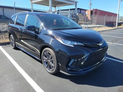 Used 2025 Toyota Sienna XSE