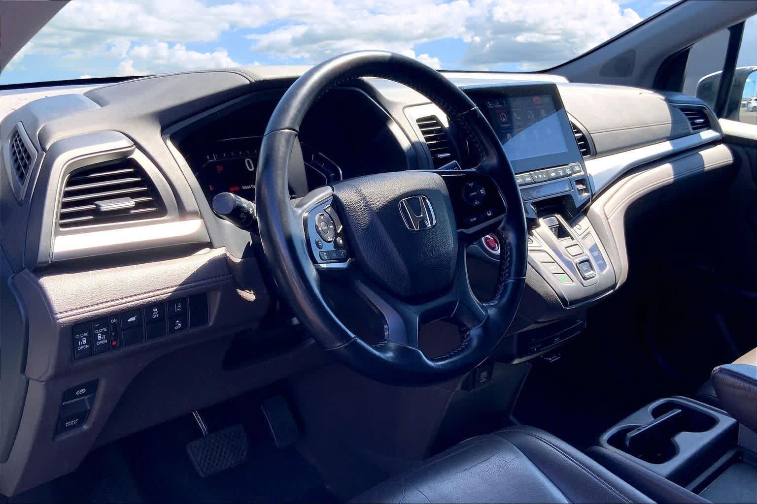 Used 2019 Honda Odyssey EX-L image 2