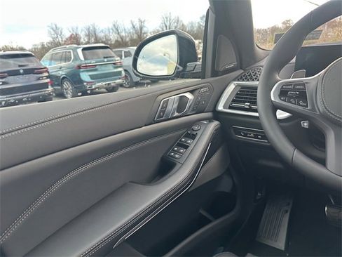 New 2026 BMW X7 xDrive40i w/ M Sport Package image 19