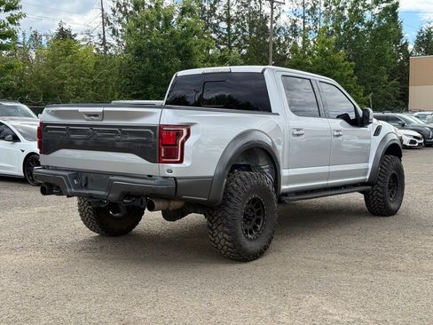 Used 2017 Ford F150 Raptor w/ Equipment Group 802A Luxury AWD/4WD image 4
